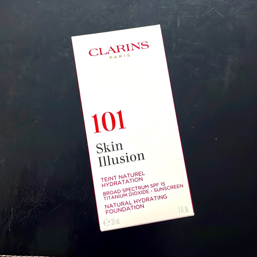Clarins Skin Illusion Foundation in Linen (101)